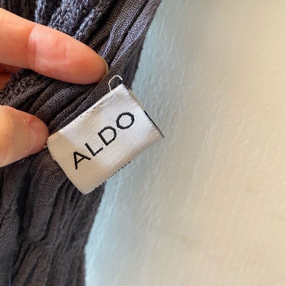 Grey scarf - Picture 2 of 3